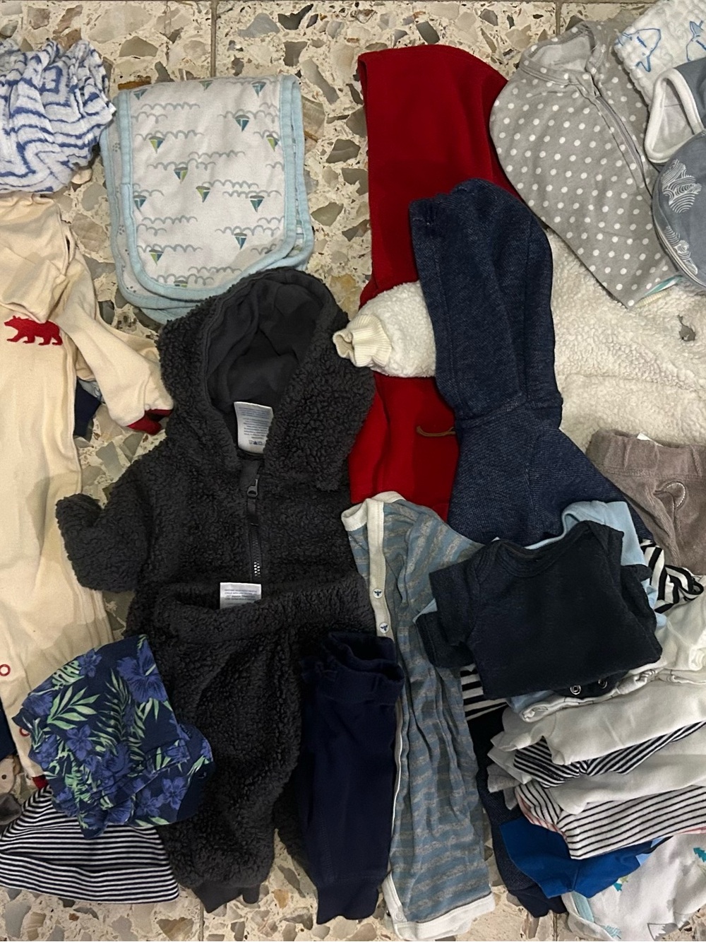 Bundle of newborn/0-3 baby boys clothes